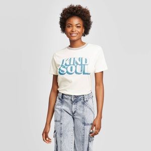 Zoe + Liv Kind Soul T-shirt - small